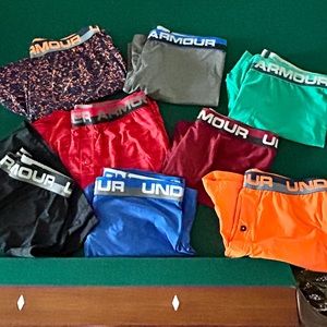 Bundle of 8 youth XL boxer briefs